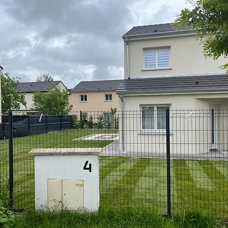 Superbe Maison Avec Jardin Bezannes Экстерьер фото