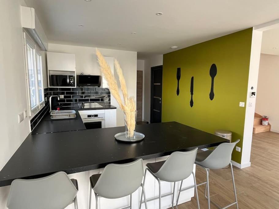 Superbe Maison Avec Jardin Bezannes Экстерьер фото